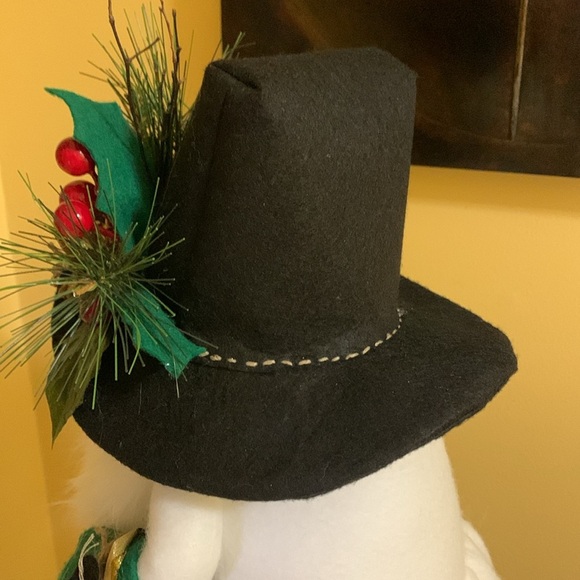 Scandinavian Standing Snowman Gnome - Picture 9 of 10